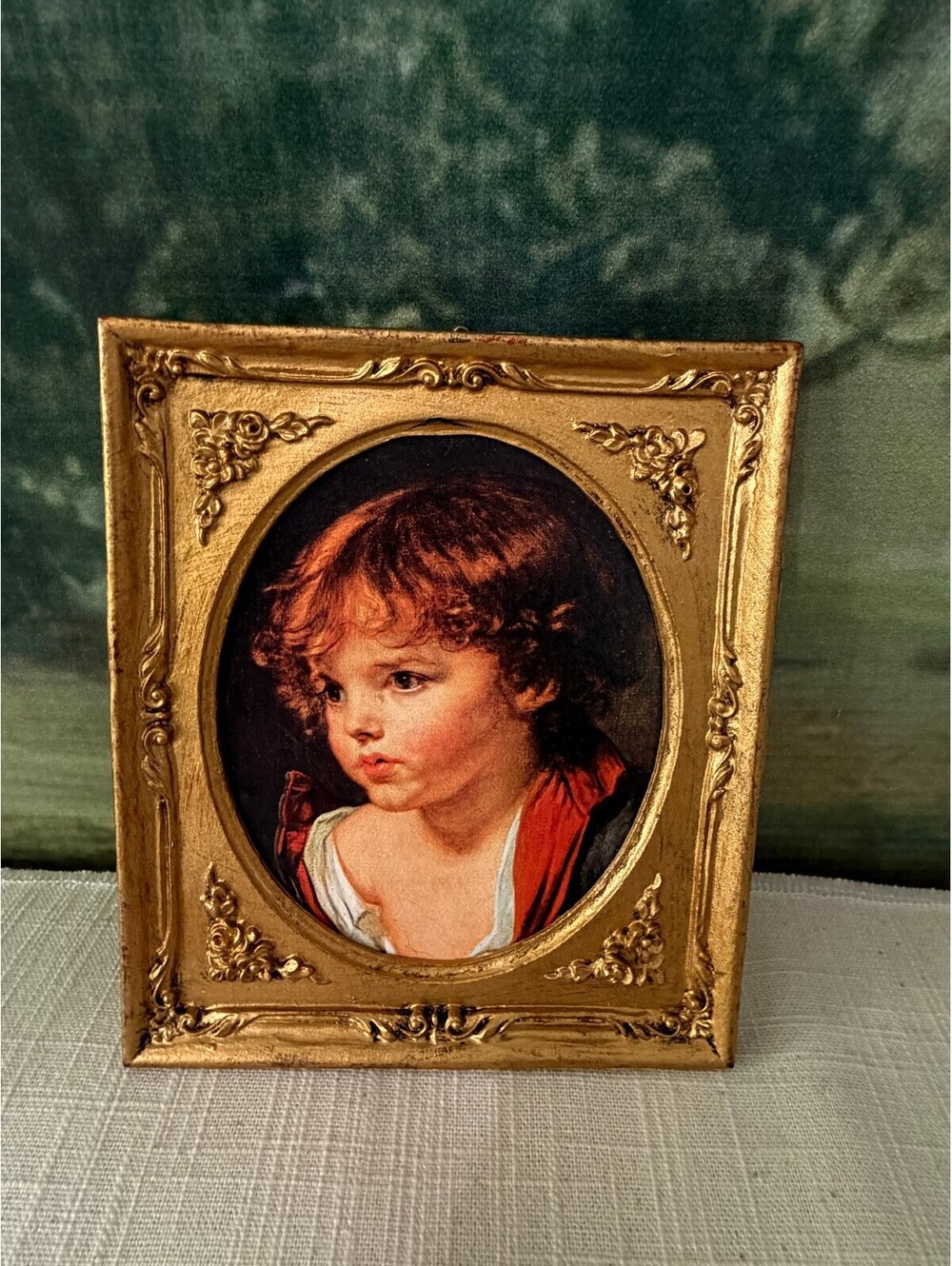 Gold oval portrait picture frame made in Italy